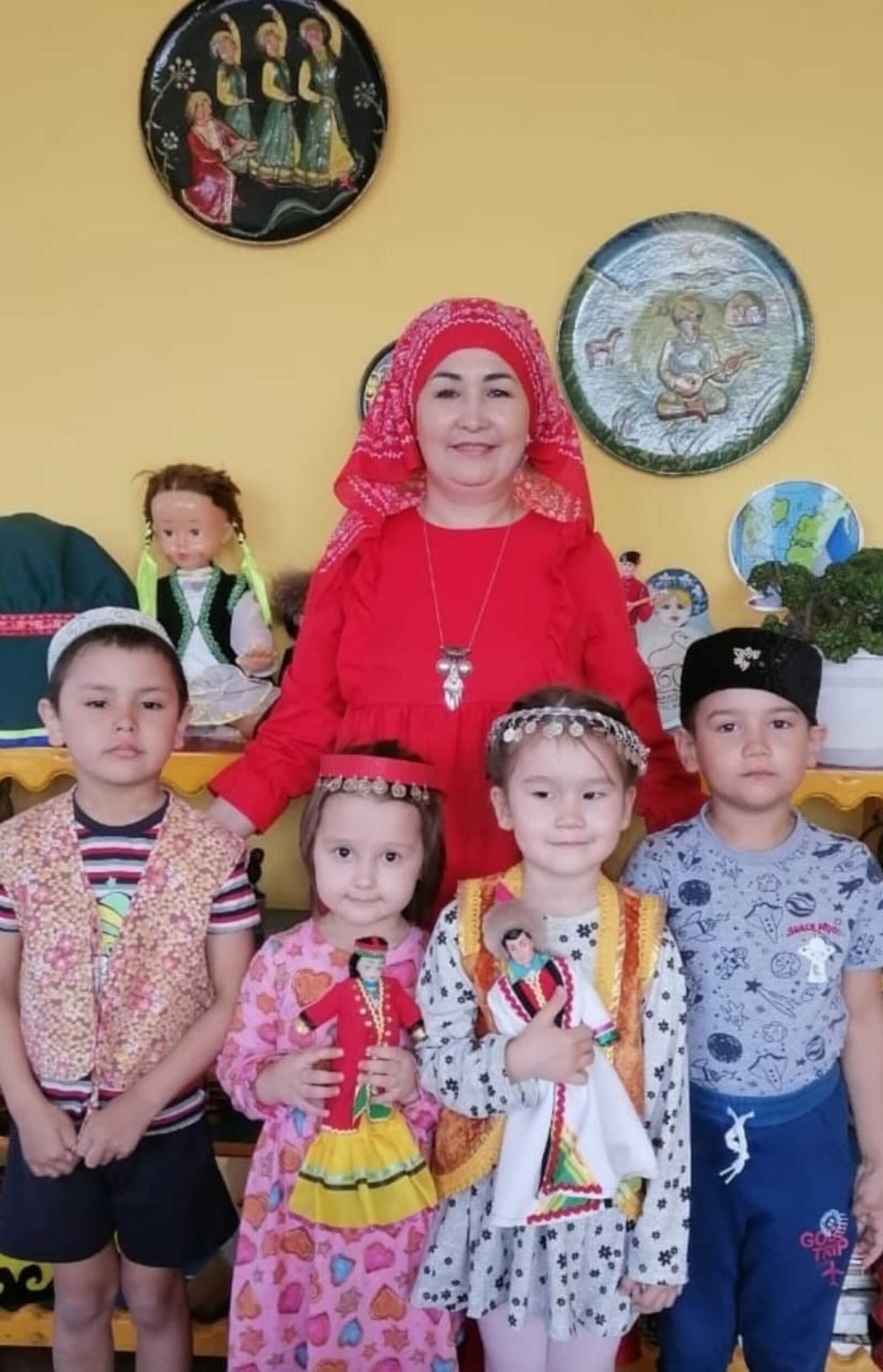 Әсә телен өйрәнеү мәсьәләһе һәр саҡ көнүҙәк