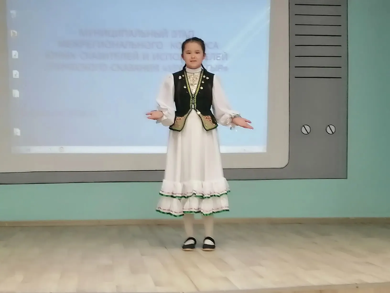 “Урал батыр” эпосын яттан һөйләүселәр конкурсының муниципаль этабы үтте